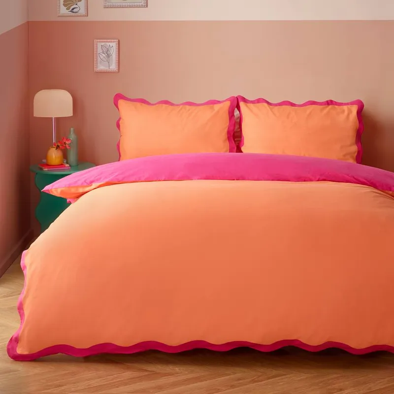 Furn Unisex Wiggle Scallop Duvet Cover Set in Coral Size: Single Coral Single female