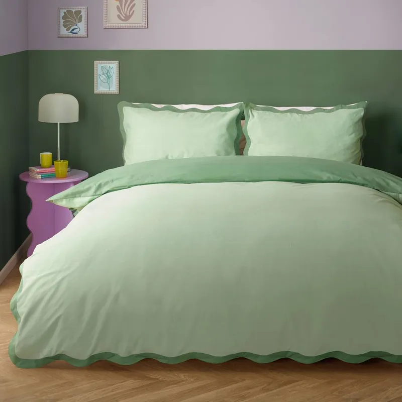 Furn Wiggle Scallop Duvet Cover Set in Green Size: Double - Green