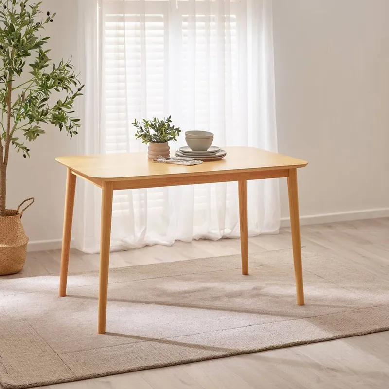 FurnitureboxUK Lynton 4 Seat Rustic Solid Wood Farmhouse Dining Table in Light Oak - Light Oak