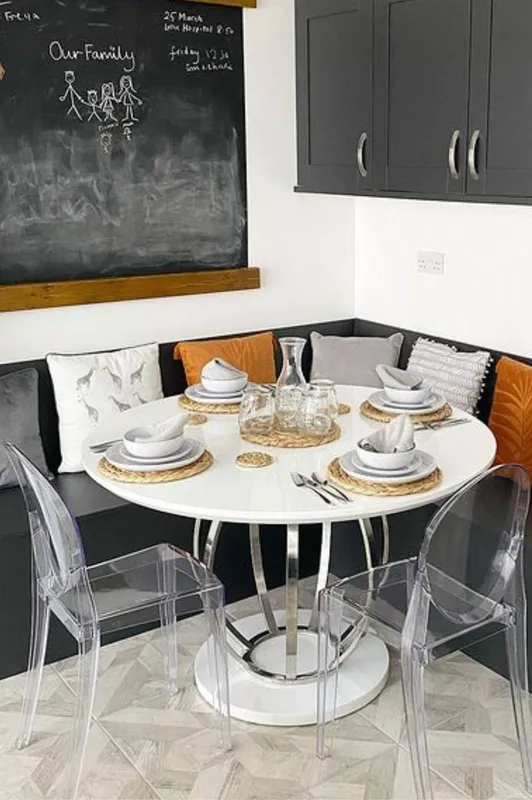 Fusion Living Ghost Style Plastic Victoria Dining Chair in Clear Clear
