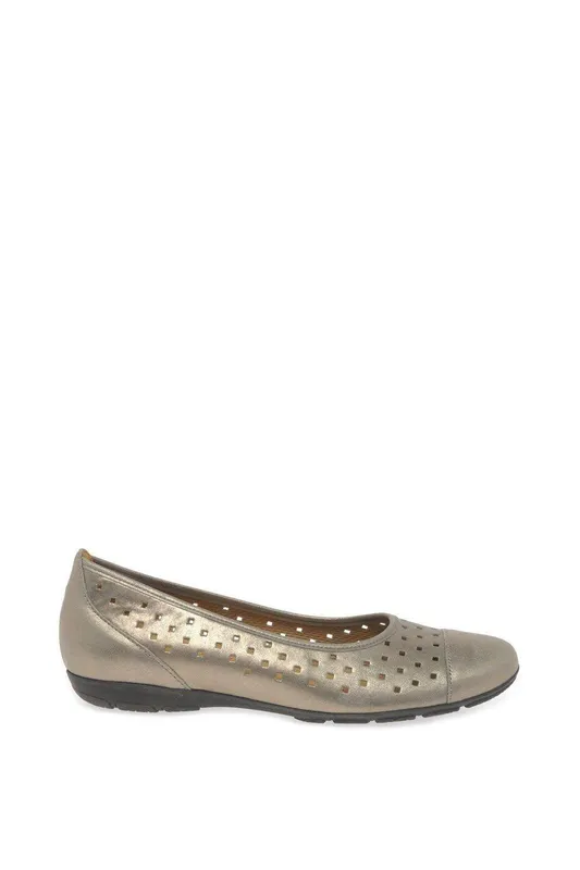 Gabor Women's 'Ruffle' Casual Shoes in Gold Size: 5 - Gold