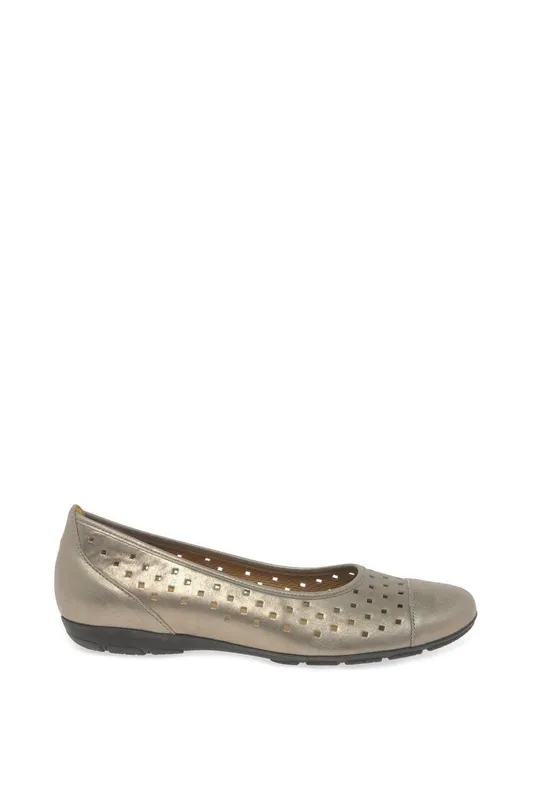 Gabor Women's 'Ruffle' Casual Shoes in Gold Size: 6 - Gold
