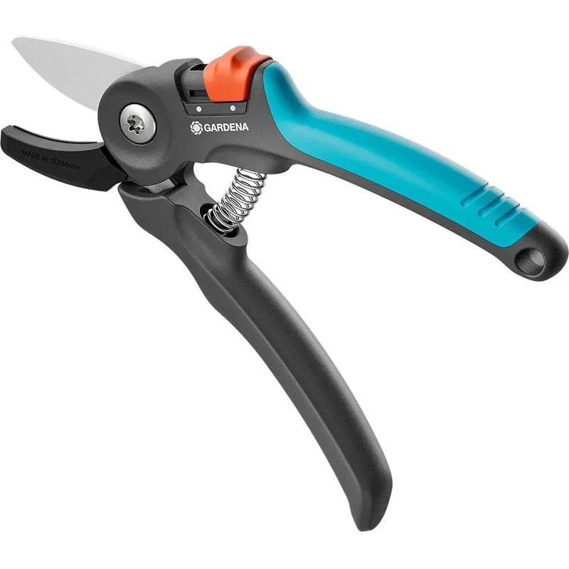 Gardena Premiumcut Dry Wood Anvil Secateurs