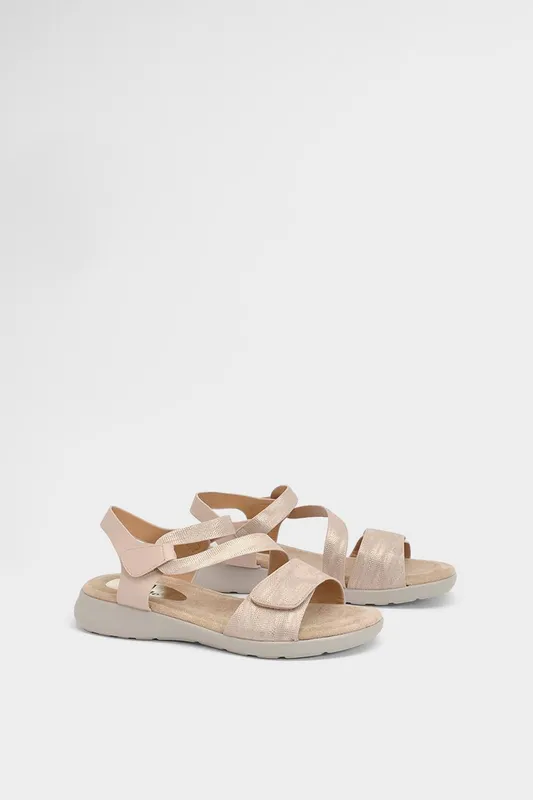 Good For the Sole Women's : Whitney Textile Comfort Flat Sandals in Rose Gold Size: 5 Rose Gold 5