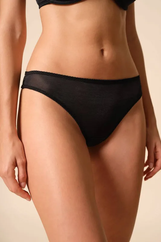 Gossard Women's Glossies Thong - Black Size: Large Black L