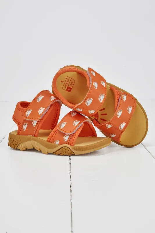 Grass & Air Kids Colour-Changing Sandals - - Size: 4