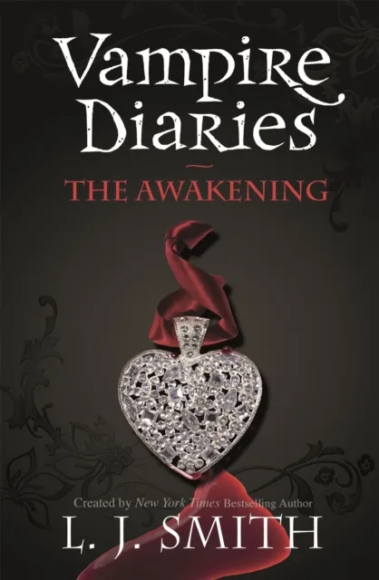 L.J. Smith The Vampire Diaries: The Awakening : Book 1 Paperback Multicolor