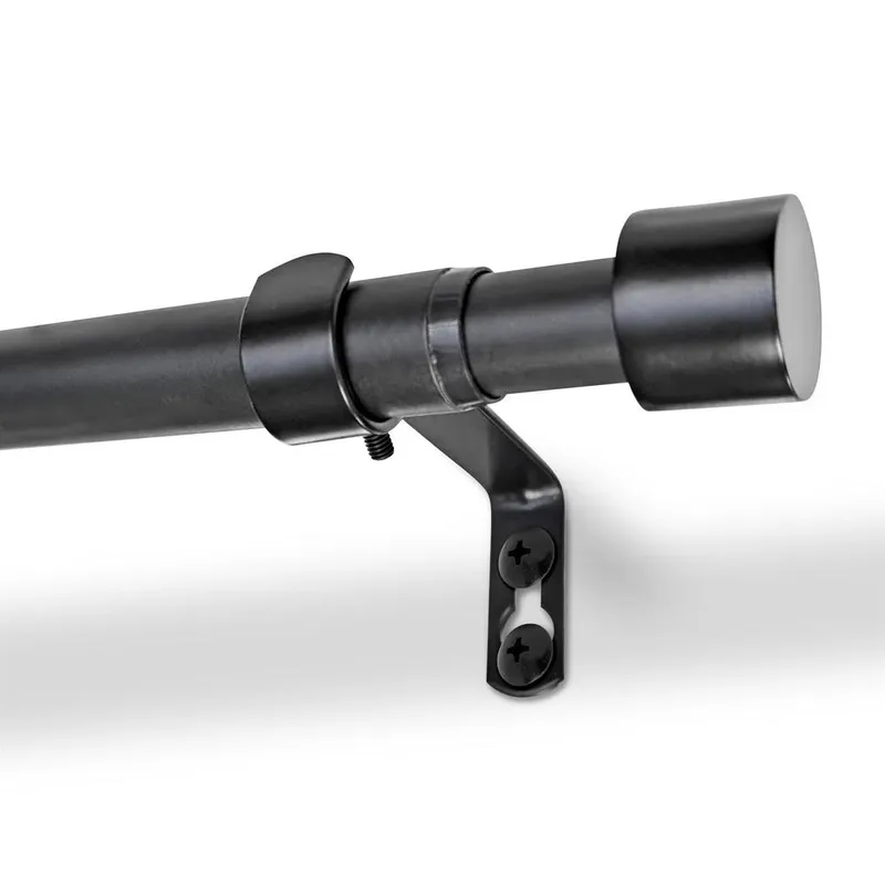 Harbour Housewares Extendable Metal Curtain Pole Kit - 83 to 120cm in Black Black