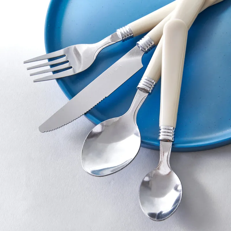 Hi-Gear 16 Piece Cutlery Set, Cream
