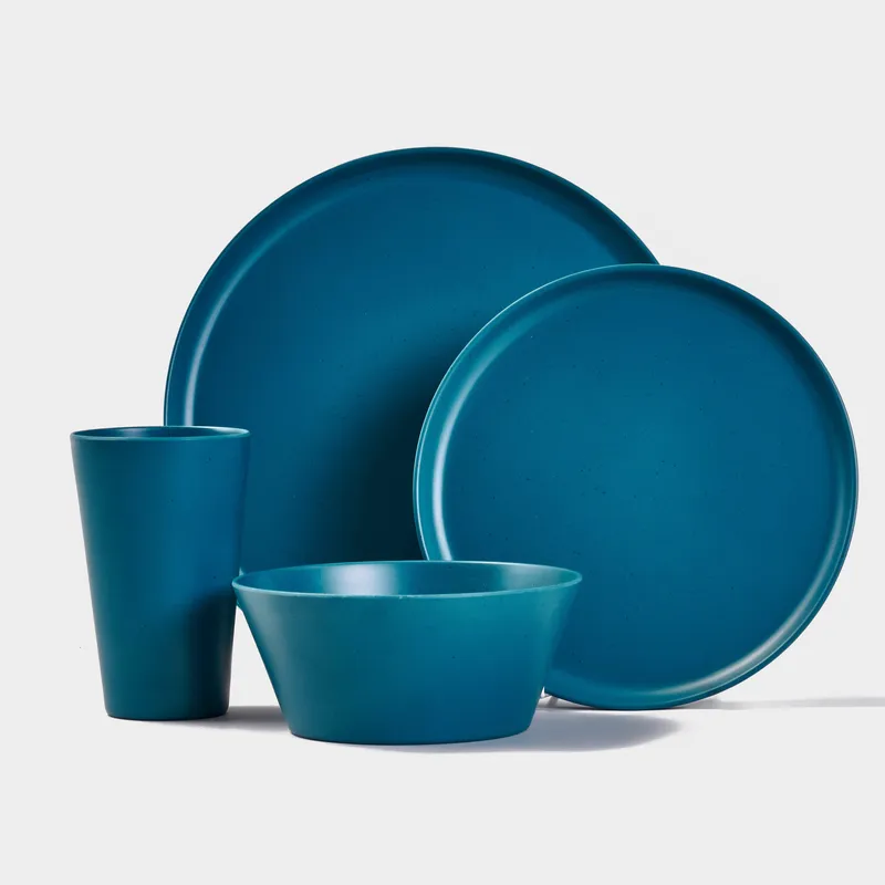 Hi-Gear 16 Piece Melamine Tableware Set Blue