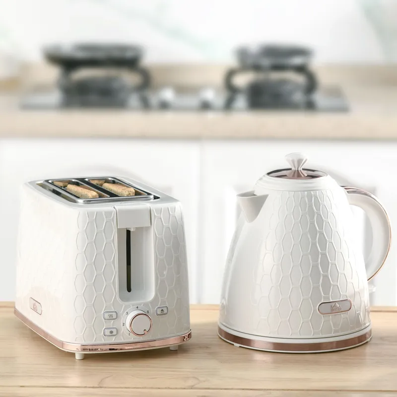 Homcom Kettle & Toaster Set 1.7L Fast Boil Kettle & Toaster Set in Cream Cream