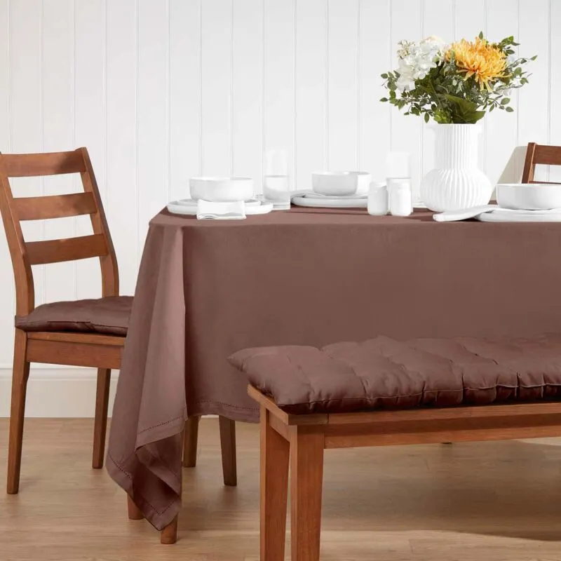 Chocolate Brown Tablecloth 178 x 300 cm - Homescapes