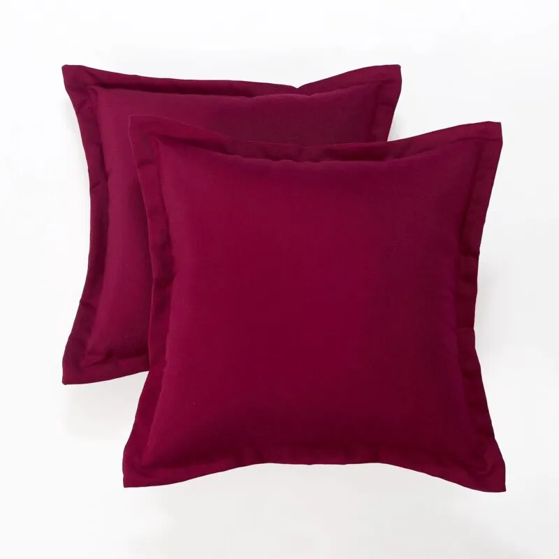 Homescapes - Burgundy Plain Outdoor Cushion 45 x 45 cm, Set of 2