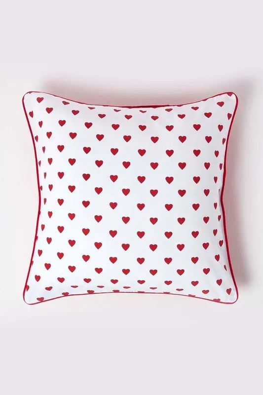 Homescapes Cotton Hearts Cushion Cover in Red Size: 45cm x 45cm - Red