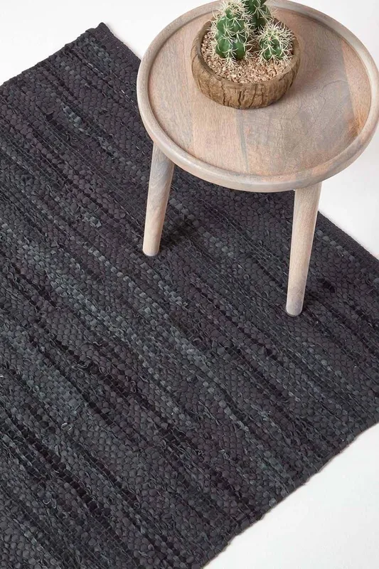 Homescapes - Denver Leather Woven Rug Black, 120 x 180 cm