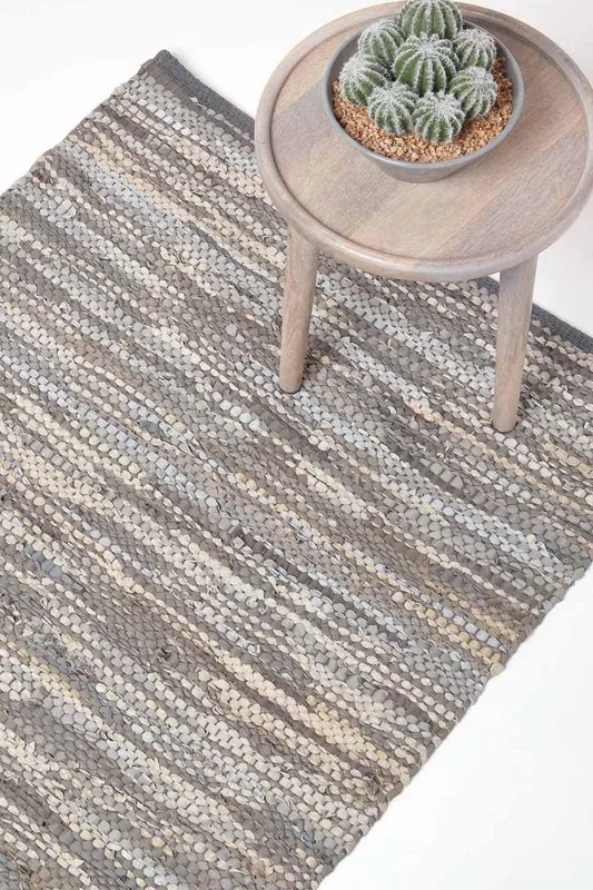 Homescapes Unisex Denver Leather Woven Rug in Grey Size: 150cm x 240cm Grey 150cm x 240cm female