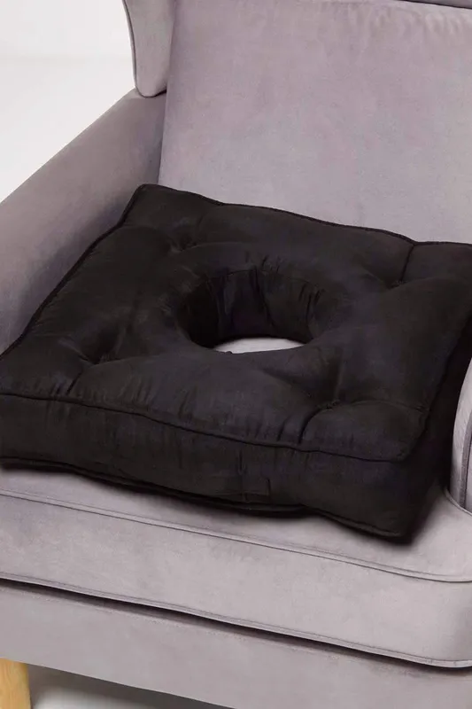 Homescapes Faux Suede Coccyx Cushion in Black Size: 50 cm x 50 cm Black 50 cm x 50 cm