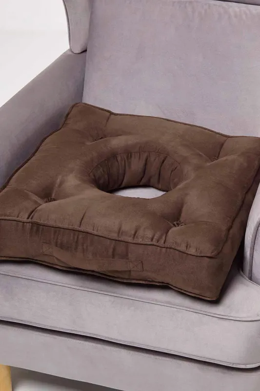 Homescapes Faux Suede Coccyx Cushion in Brown Size: 50 cm x 50 cm Brown 50 cm x 50 cm