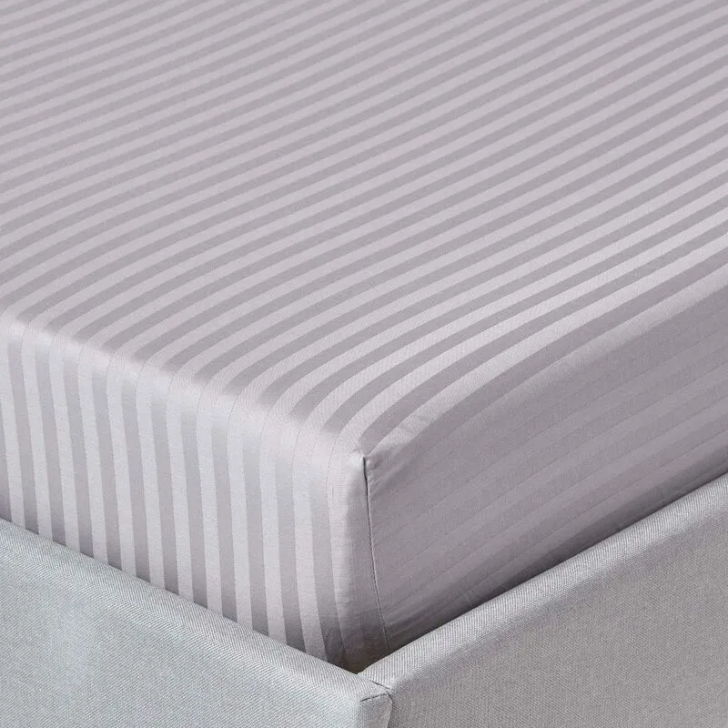 Homescapes - Grey Egyptian Cotton Satin Fitted Sheet 330 Thread Count, King - Grey
