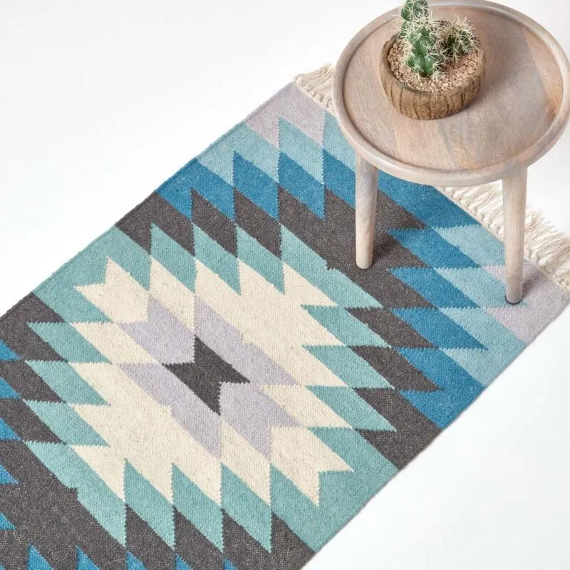 Homescapes - Helsinki Handwoven Geometric Pattern Blue Grey and Cream Kilim Wool Rug, 66 x 200 cm