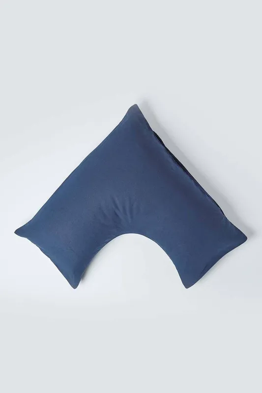 Homescapes Linen V Shaped Pillowcase in Navy Navy