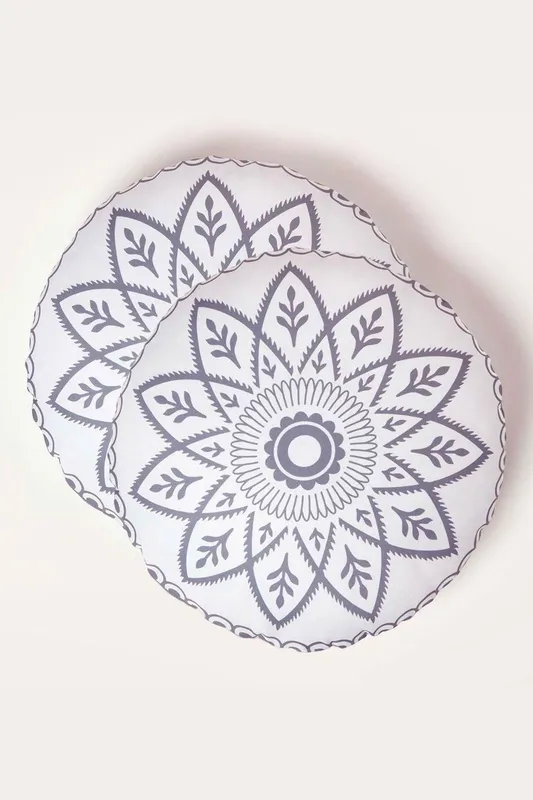 Homescapes Luxury Waterproof Henna Round Grey Outdoor Cushion 40 cm, Set of 2 Size: 40cm x 40cm - Grey - Size: 40cm x 40cm