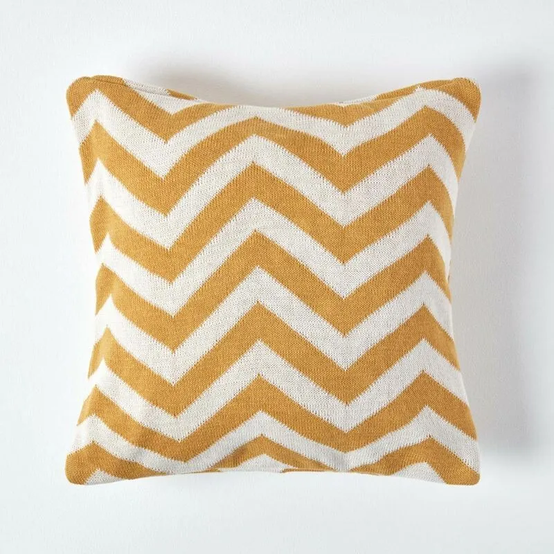 Homescapes - Mustard Yellow Geometric Cotton Knitted Cushion Cover, 45 x 45 cm