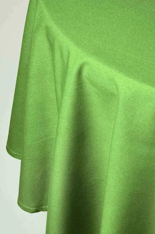 Homescapes Plain Cotton Round Tablecloth, 178 cm in Lime - Lime
