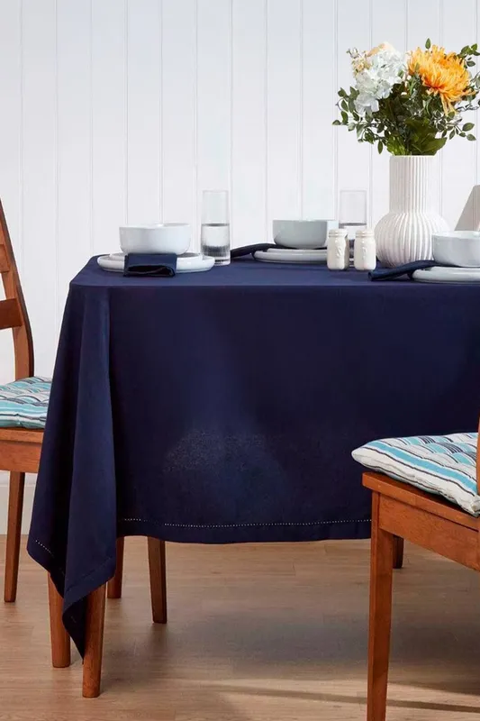 Navy Blue Tablecloth 140 x 230 cm - Homescapes