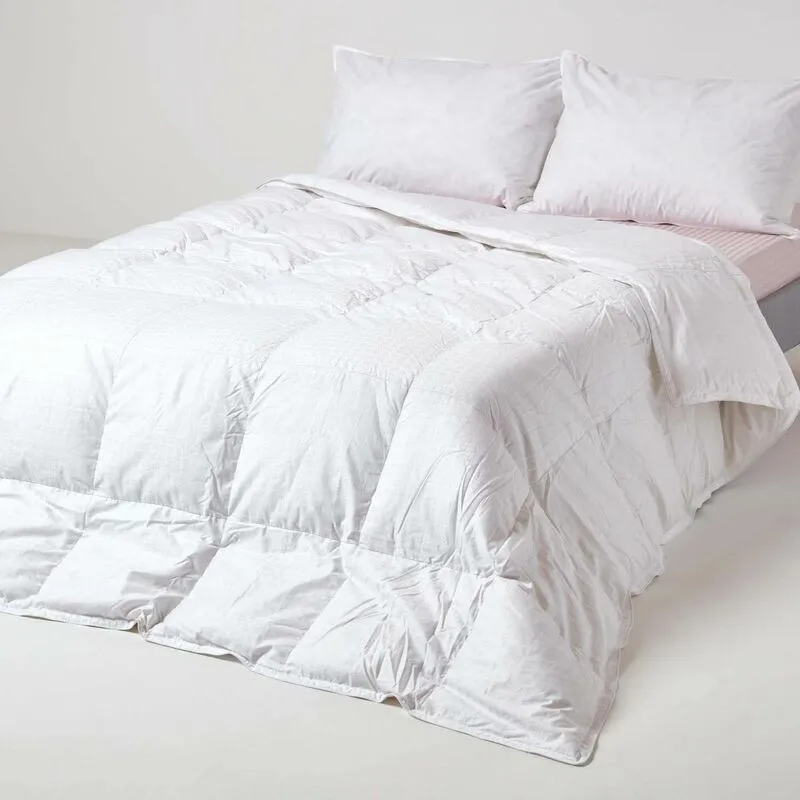 Homescapes Premium White Goose Down 4.5 Tog Summer Duvet Size: Single - White