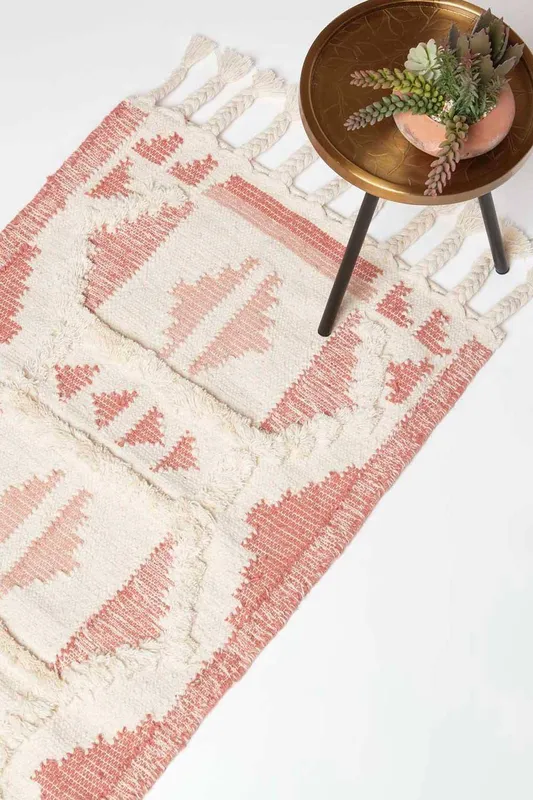 Homescapes Unisex Satara Pink Kilim Runner Wool Rug 66 x 200 cm Size: 66cm x 200cm Pink female