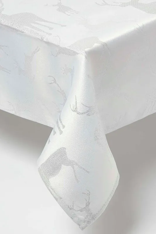 Homescapes Stag Christmas Table Cloth, 132 x 228 cm in Silver Silver 132 x 228 cm