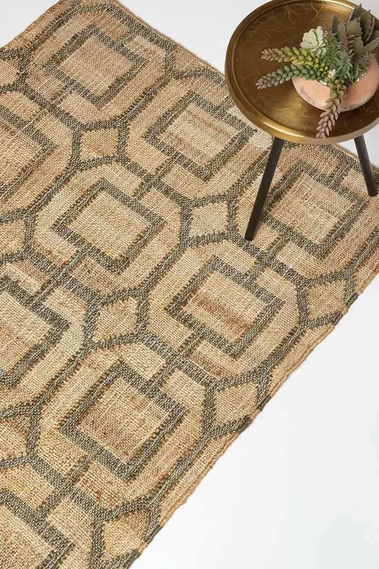 Homescapes Tiran Brown Geometric Handwoven Jute Rug Size: 160cm x 230cm - Brown