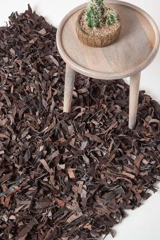 Homescapes - Dallas Leather Shaggy Rug Chocolate, 120 x 180 cm