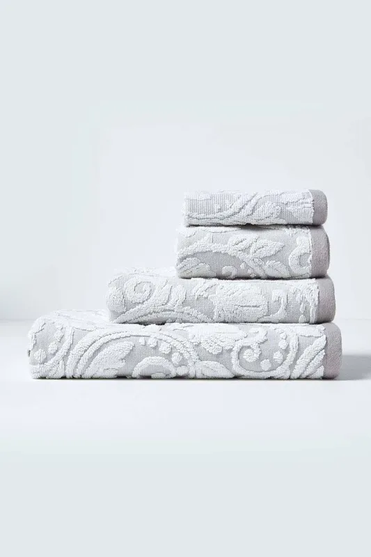 Homescapes Damask 100% Turkish Cotton 600 Gsm Towel in Beige Beige