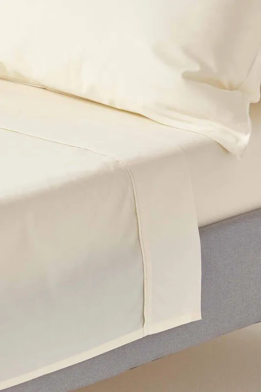 Homescapes - Cream Egyptian Cotton Flat Sheet 200 Thread Count, Single - Cream