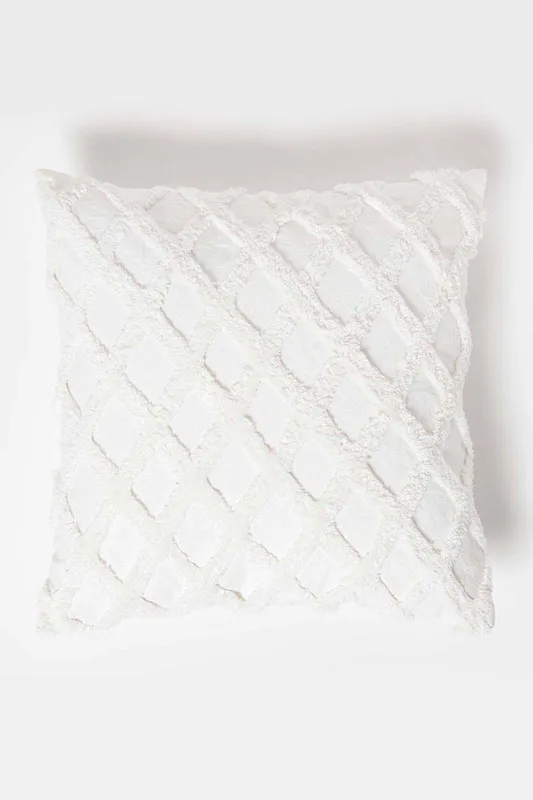Homescapes Geometric Diamond Tufted Cotton Cushion in White Size: 45 cm x 45 cm White 45 cm x 45 cm