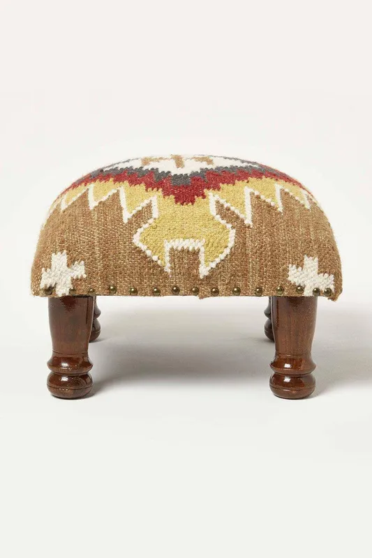 Homescapes Unisex Handwoven Kilim Footstool 40 x 40 cm in Brown Brown One Size female