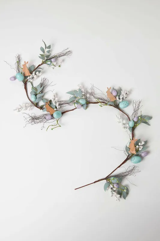 Homescapes Unisex Spring Easter Egg & Olive Leaves Garland in Blue Blue One Size female