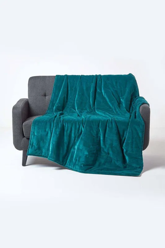 Homescapes Teal Green Velvet Quilted Throw, 150 x 200 cm