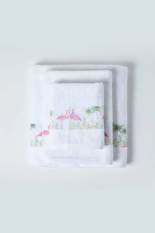 Homescapes White Flamingo Towel Size: Hand Towel - White - Size: Hand Towel
