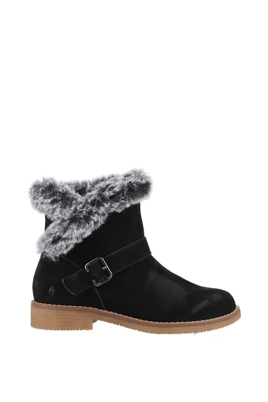 Hush Puppies Women's Hannah' Boot in Black Size: 4 Black 4