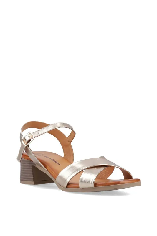 Hush Puppies Women's Regina Heel in Gold Size: 5 Gold female
