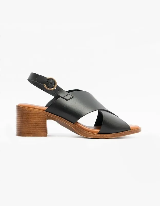 Women's Hush Puppies Gabrielle Womens Leather Sandals Black - Size: 6