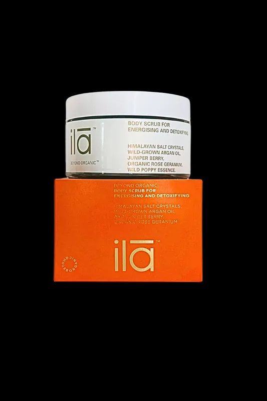 Ila Women's Body Scrub for Energising & Detoxifying in Orange Size: 250g Orange 250g