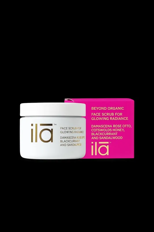 Ila Women's Face Scrub for Glowing Radiance in Green Size: 50g Green
