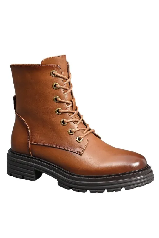 Ivachy Women's Lace Up Black Chunky Combat Style Hexagon 7 Eyelets Platform Ankle Boots in Camel Size: 4 - Camel