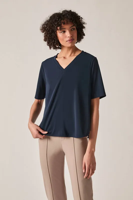 James Lakeland Women's Navy Jersey V-Neck Top Size: 16 - Navy