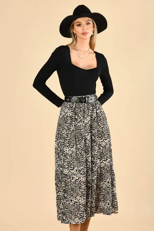 Jolie Moi Women's Sara Tiered Maxi Skirt in Cream Size: 8 - Cream