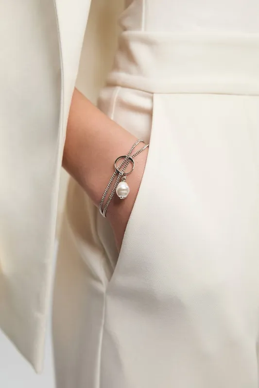 Karen Millen Women's Modern Pearl Bracelet in Silver - Silver